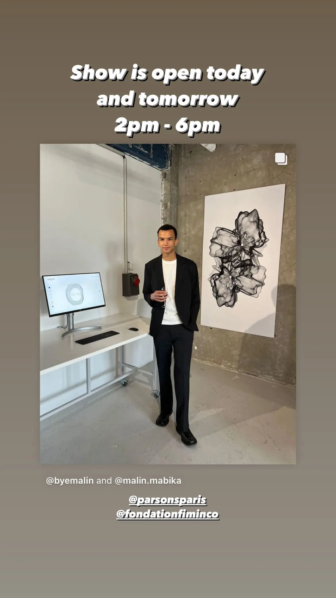 Show is open today and tomorrow 
2pm - 6pm @parsonsparis 
@fondationfiminco  @malin.mabika